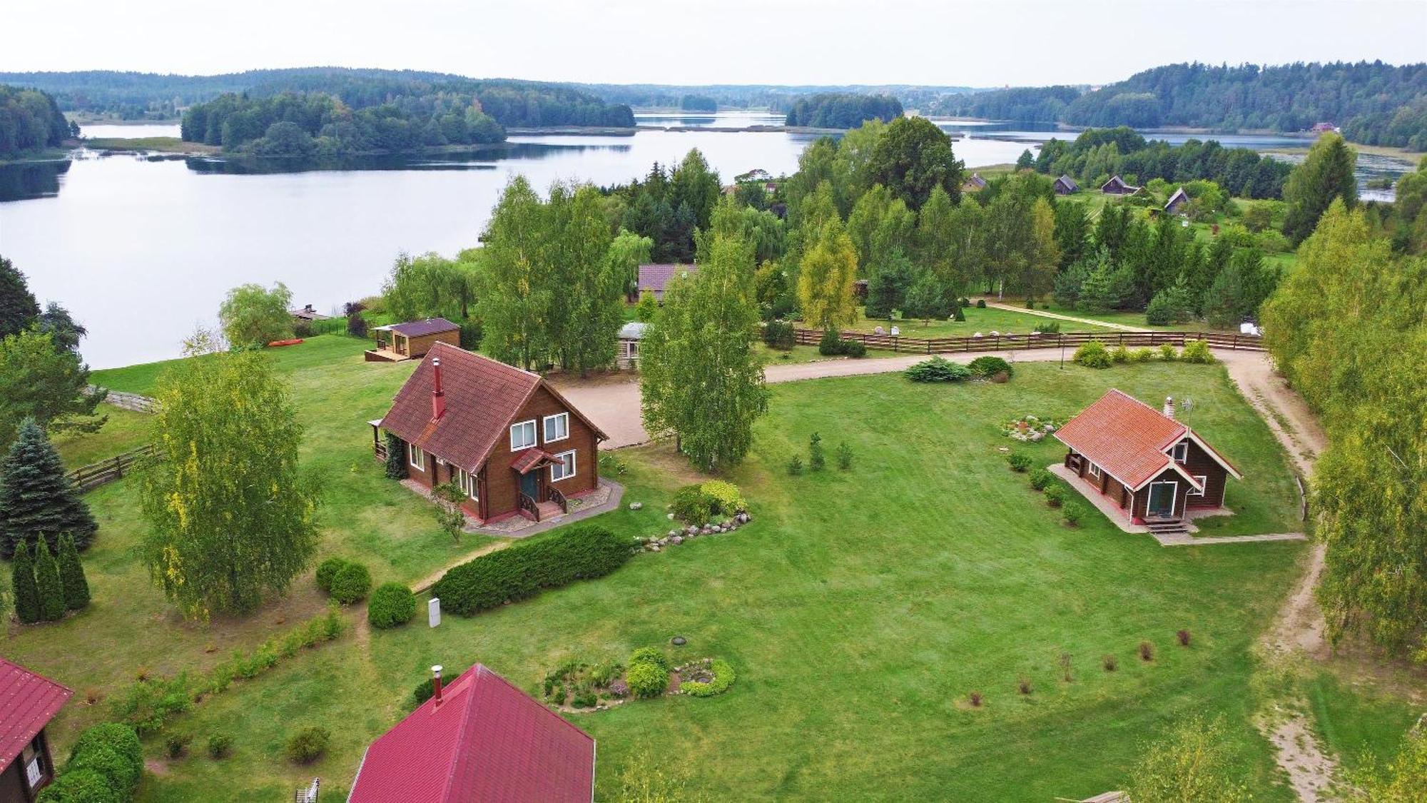Aukštadvaris Resort By Nava Lake מראה חיצוני תמונה